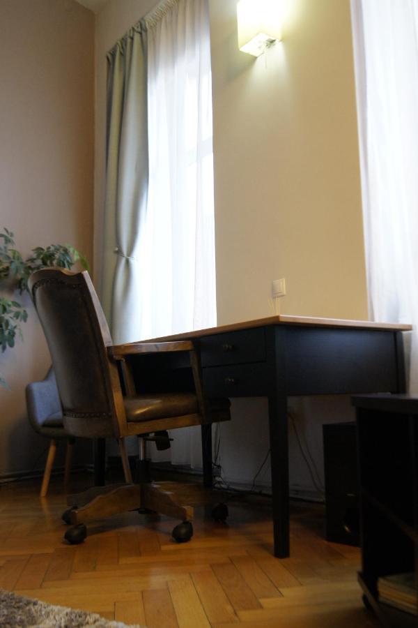 Stylish Kronstadt *
